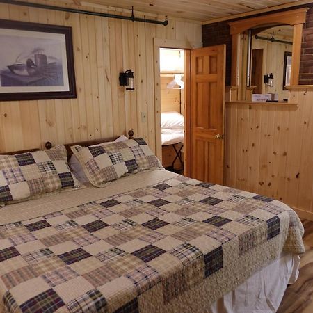 Rangeley Saddleback Inn Esterno foto