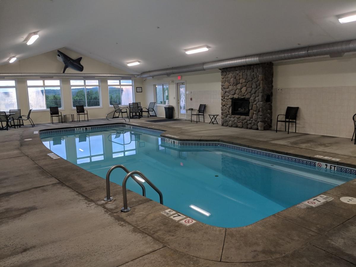 Rangeley Saddleback Inn Esterno foto