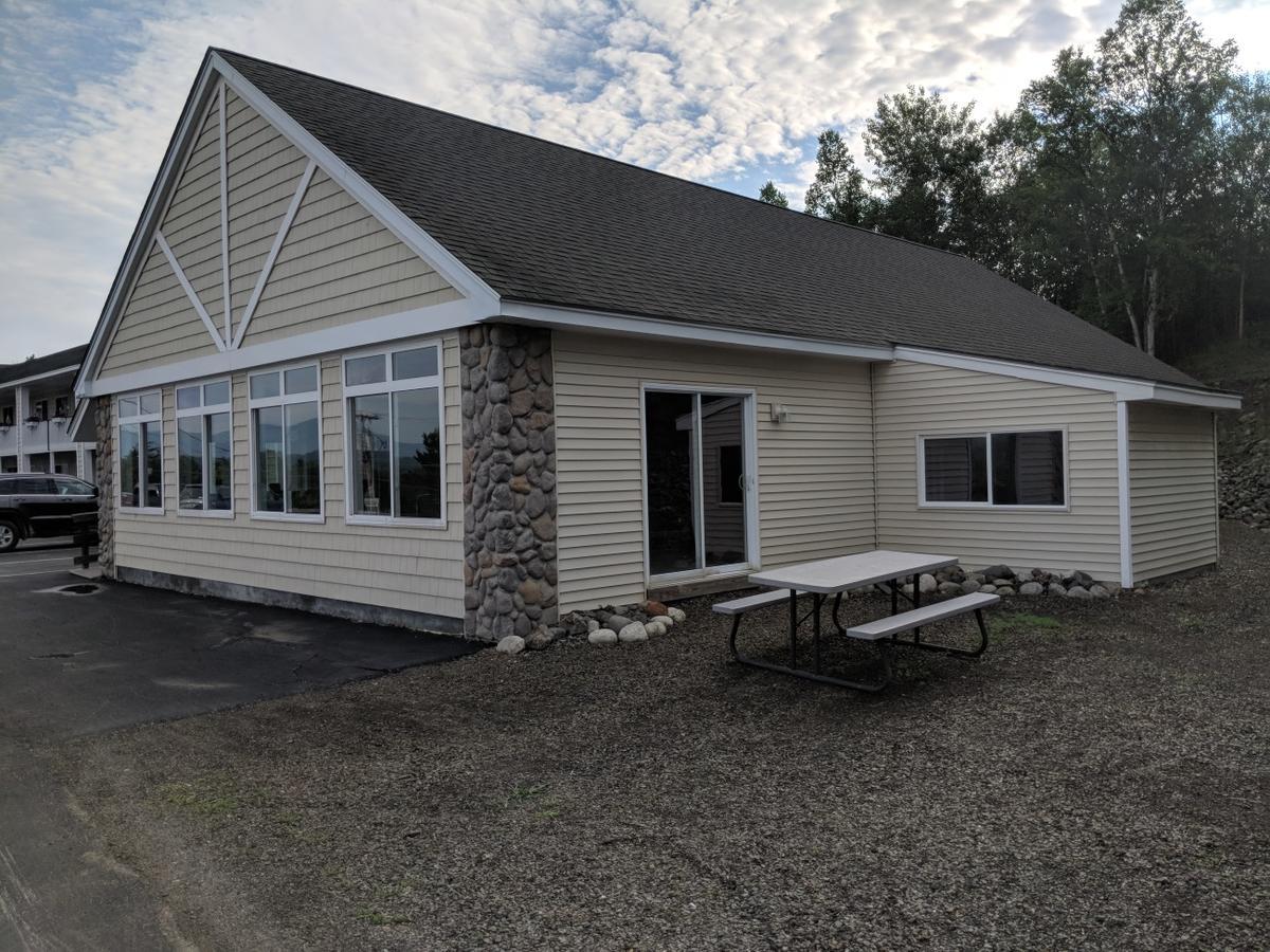 Rangeley Saddleback Inn Esterno foto