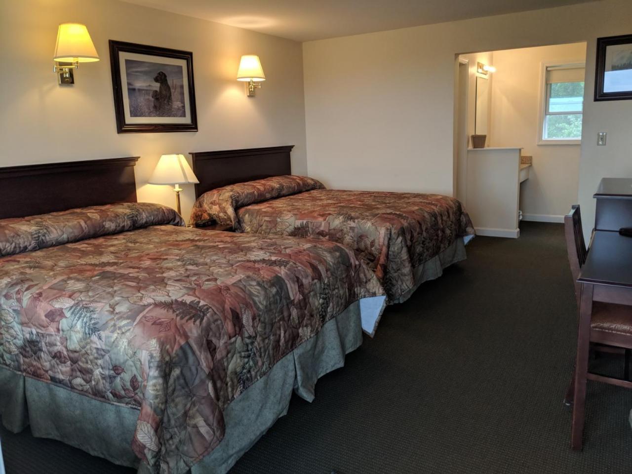 Rangeley Saddleback Inn Esterno foto
